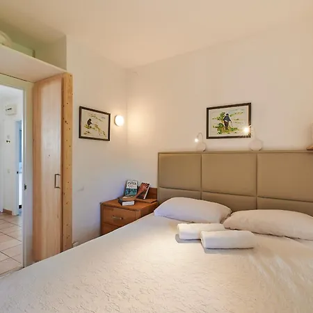 Clip C-3 - Apartment *